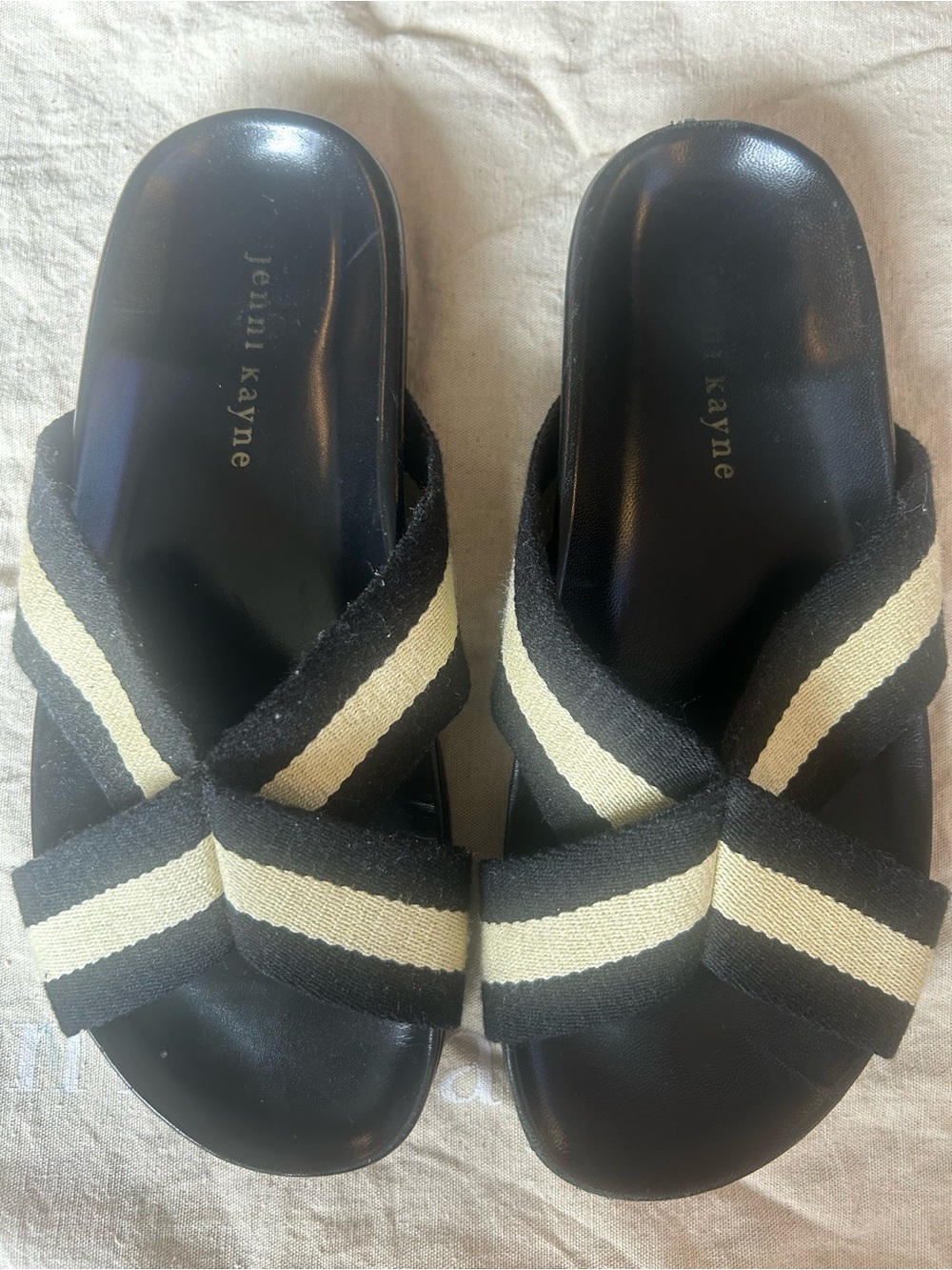 Jenni Kayne black & white slides - Picture 2 of 8
